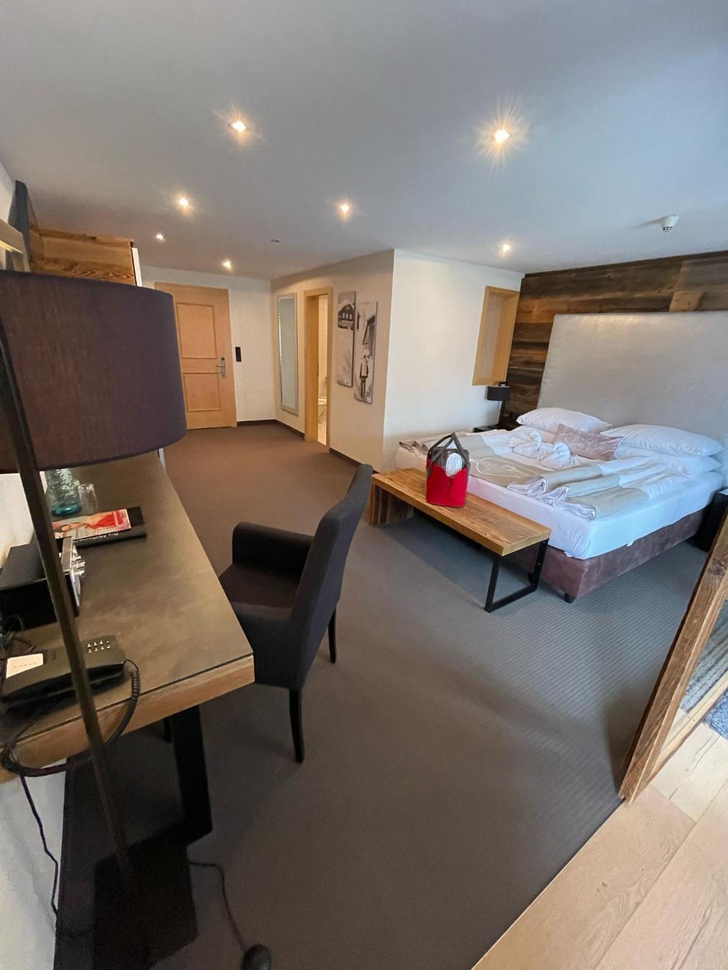 One-Bedroom Suite