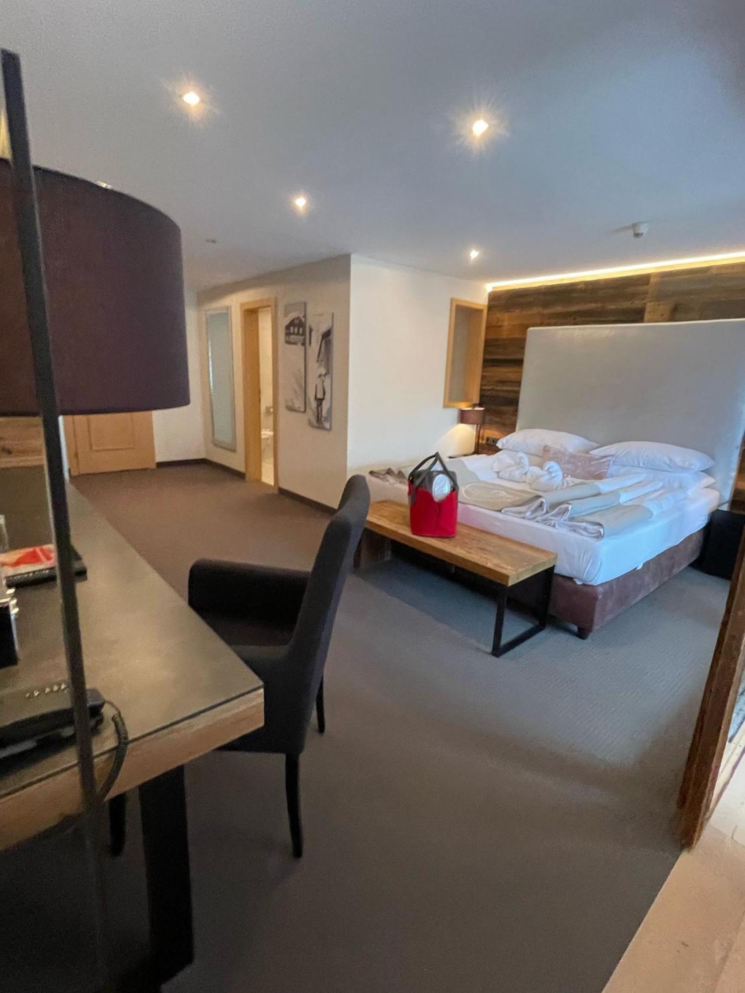One-Bedroom Suite